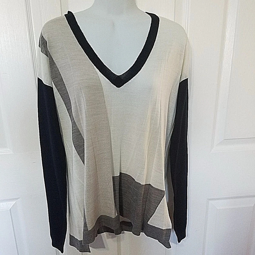 Lane Bryant Fine Merino women girls Collection size 14/16 plus  sweater top 70$